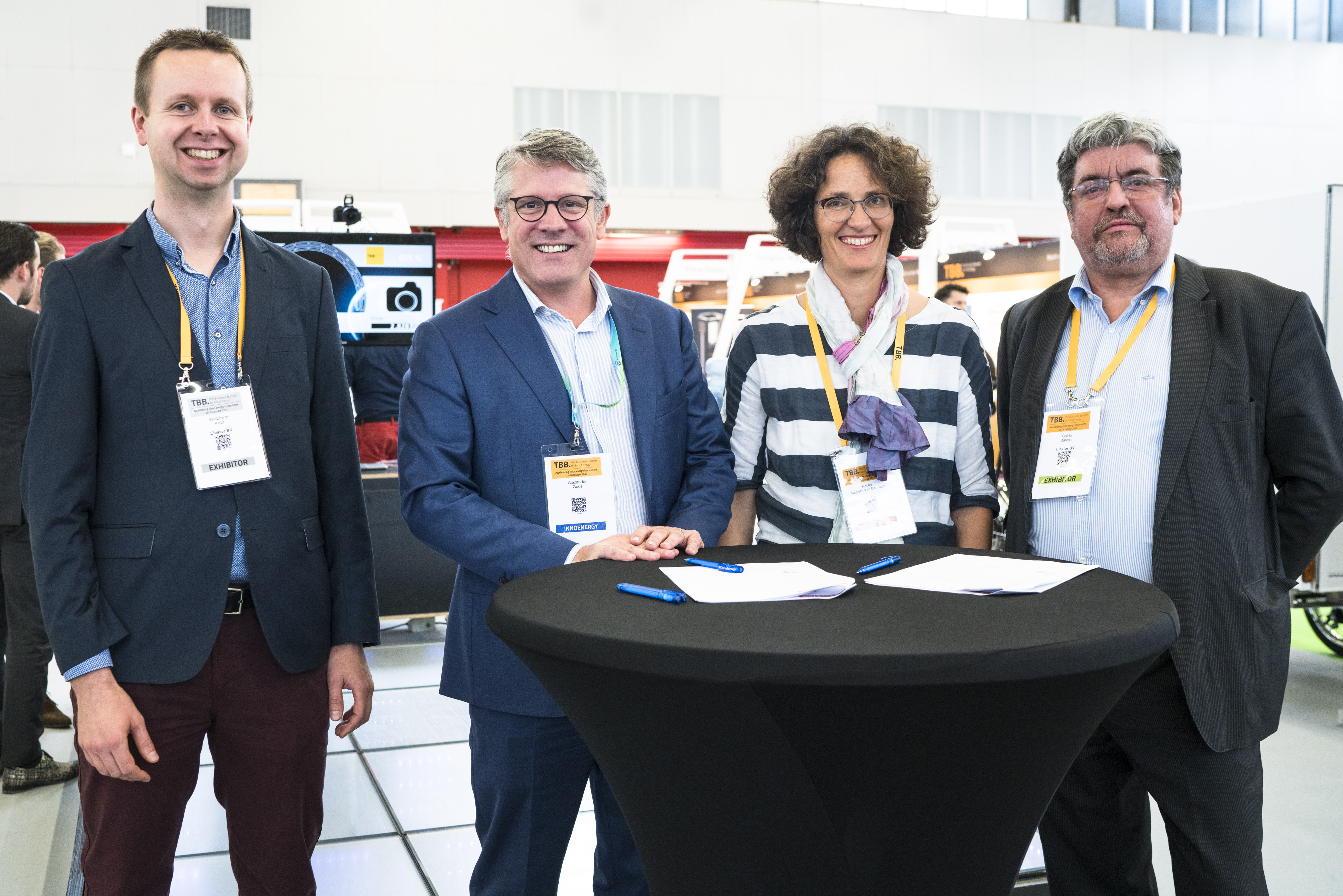 Cooperating for scaling up HBr flow battery